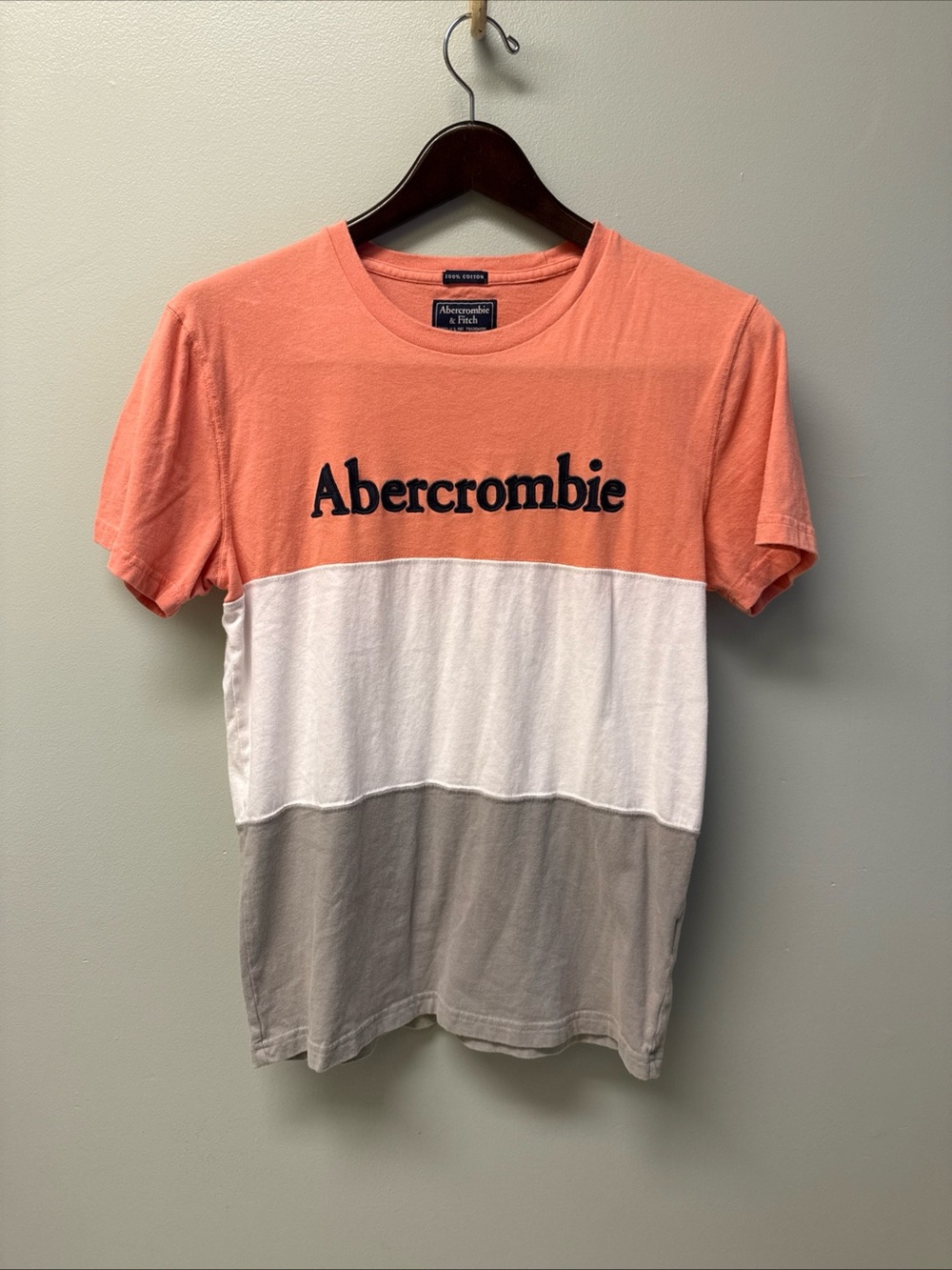 Abercrombie Colorblock tee Small 100%cotton